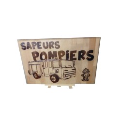 Gravure sur bois sapeur pompier